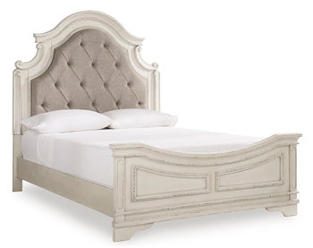 Realyn Queen Upholstered Panel Headboard