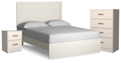Stelsie Queen Panel Bed, Chest and Nightstand
